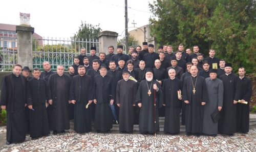 Conferinţă lunară a preoţilor din Protoieria Tulcea Poza 76274