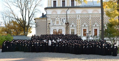 Sinaxa stareţilor şi stareţelor din Biserica Ortodoxă Rusă Poza 76271