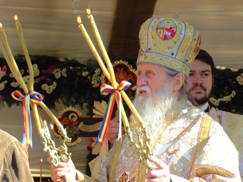 Resfinţire de biserică în Prisaca Dornei Poza 76029