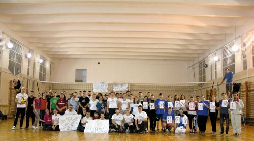 Campionat de volei pentru echipe parohiale, la Cluj-Napoca Poza 75975