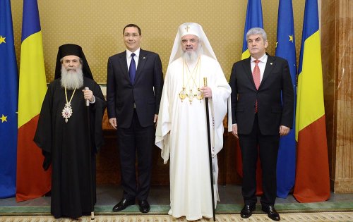 Patriarhul Ierusalimului şi Patriarhul României, în vizită la Guvern Poza 75899