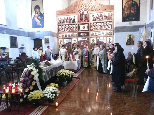 Preotul Nicolae Bistrian a fost condus pe ultimul drum Poza 75787