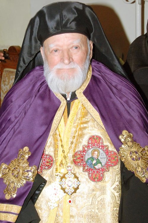 Telegramă de condoleanţe adresată Consiliului eparhial al Arhiepiscopiei Romanului şi Bacăului Poza 75746