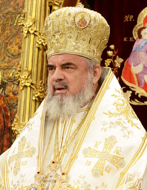 Vizite canonice ale Patriarhului României în Arhiepiscopia Timişoarei şi Episcopia Devei şi Hunedoarei (5-9 noiembrie 2014) Poza 75750