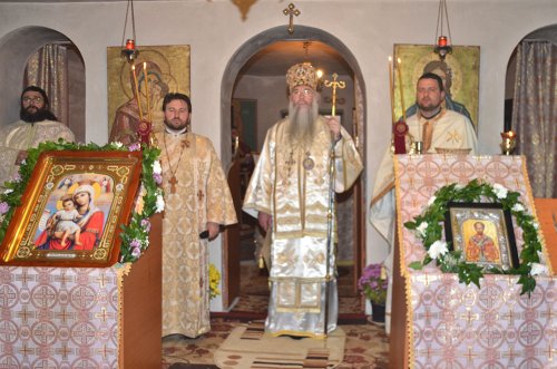 Bucurii duhovniceşti la Severin şi Râmnicu Vâlcea Poza 75528