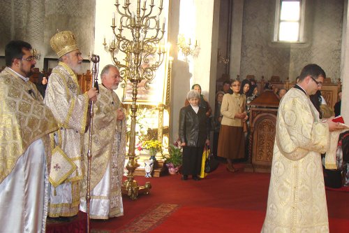 Rugăciuni către Sfântul Ierarh Ioan Gură de Aur Poza 75529