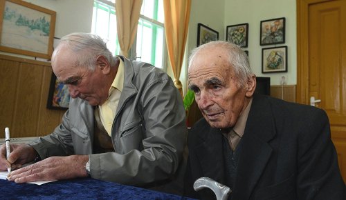 Seniorii din Homorâciu au un club al lor Poza 75299