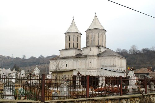 100 de ani de la zidirea bisericii Parohiei Rudina Poza 75106