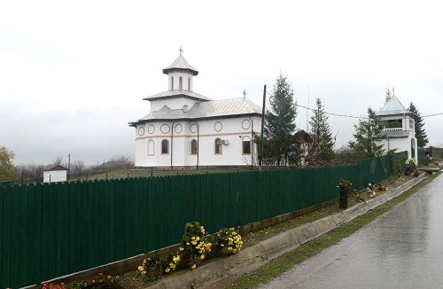 Biserica din Gurbăneşti, rodul mântuitor al unui martiraj Poza 75008