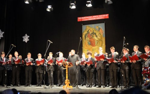 Concert de colinde în Episcopia Tulcii Poza 74738