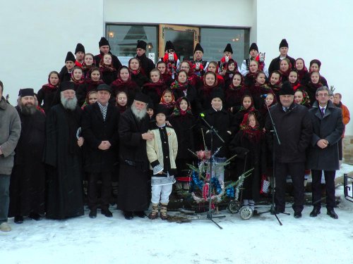 Sărbătoarea Naşterii Domnului în Arhiepiscopia Sucevei şi Rădăuţilor Poza 74700