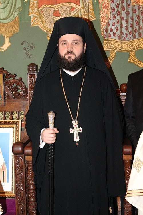 A fost instalat noul reprezentant al Patriarhiei Române la Locurile Sfinte Poza 74530