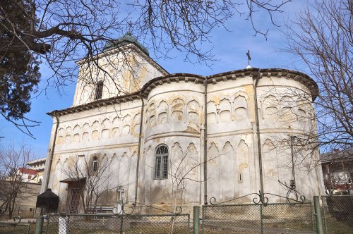 „Biserica Doamnelor“ din Iaşi i-a cinstit pe Sfinţii Atanasie şi Chiril Poza 74366