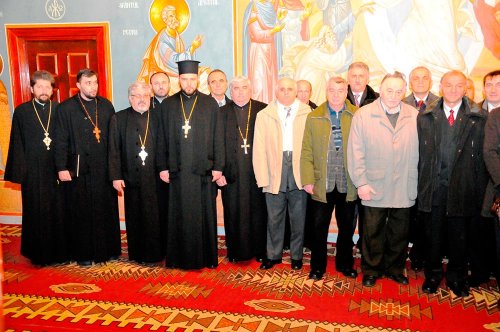 Adunare eparhială în Episcopia Severinului şi Strehaiei Poza 74191