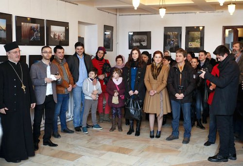 Seară culturală în galeria Bisericii „Adormirea Maicii Domnului“ - Galata din Iaşi Poza 74105