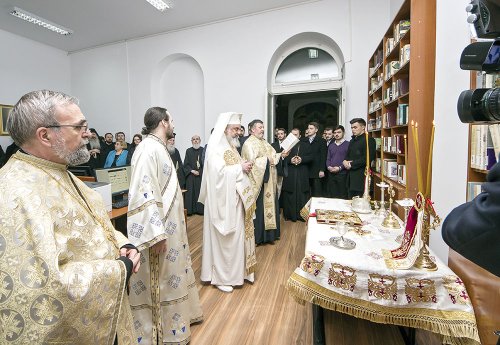 Au fost inaugurate noi spaţii la Facultatea de Teologie din Bucureşti Poza 74053