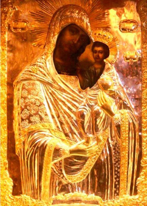 Icoana Maicii Domnului din Catedrala Mitropolitană de la Iaşi Poza 74008