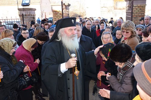 Slujiri arhiereşti în Duminica Înfricoşătoarei Judecăţi Poza 73857