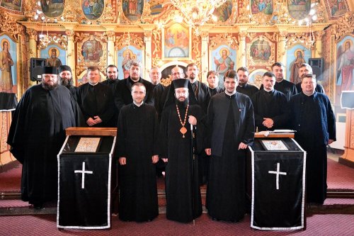 Cerc pastoral-misionar la Răcăşdia Poza 72837