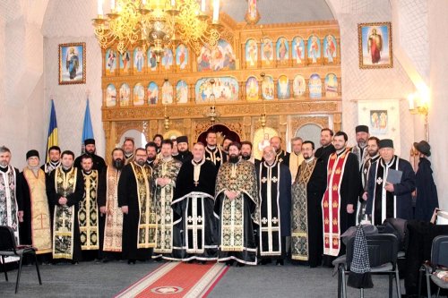 Liturghie în sobor la Făgăraş Poza 72783