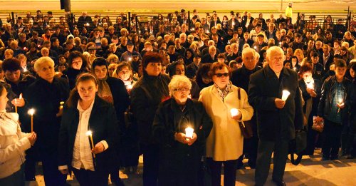 Slujiri arhiereşti în Săptămâna Luminată Poza 72724