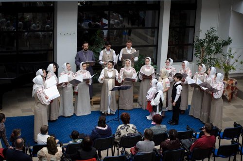 Concert de muzică religioasă la Oneşti Poza 72582