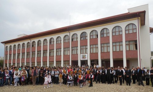 Sărbătoare la Seminarul Teologic Ortodox „Sfântul Simion Ştefan“ din Alba Iulia Poza 72528