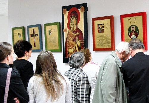 Expoziţie de icoane la Facultatea de Teologie Ortodoxă clujeană Poza 72373