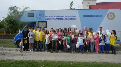 Caravana stomatologică la Buhani, Arad Poza 72255