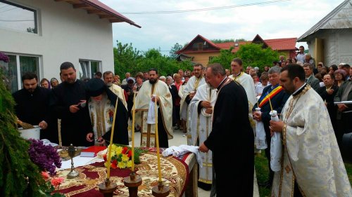 Sărbătoare duhovnicească în Parohia Poiana Poza 71999