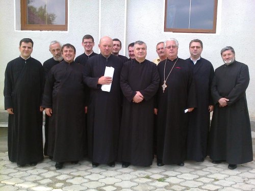 Cerc pastoral-misionar la Băneşti Poza 71954