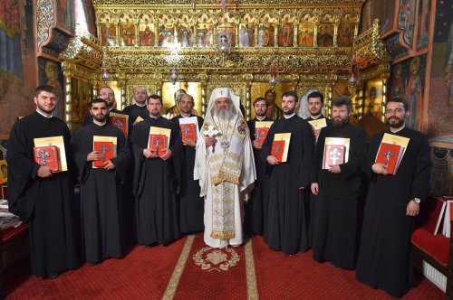 11 preoţi au primit hirotesia întru duhovnic Poza 71530