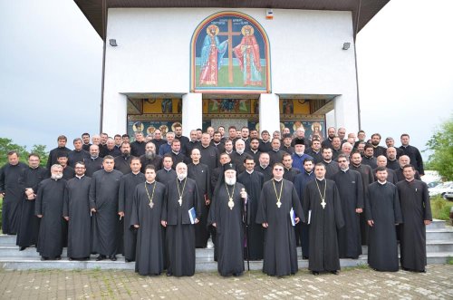 Conferință pastoral-misionară cu preoții din Protoieria Titu Poza 71379