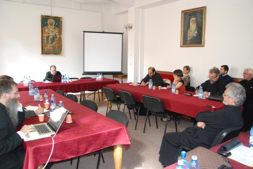 Profesori din străinătate au conferenţiat la Sibiu Poza 71059