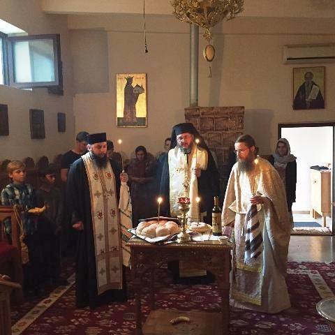 Patriarhii  Teoctist şi Iustin, pomeniți în Episcopia Giurgiului Poza 70459