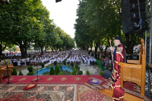 Manifestări dedicate Sfântului Nifon la Târgoviște Poza 70278