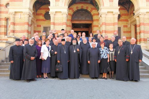 Întâlnire de 35 de ani la Facultatea de Teologie din Sibiu Poza 69836