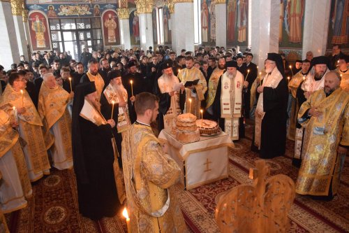 160 de ani de la înfiinţarea Seminarului Teologic Liceal Ortodox „Veniamin Costachi“ Poza 68951