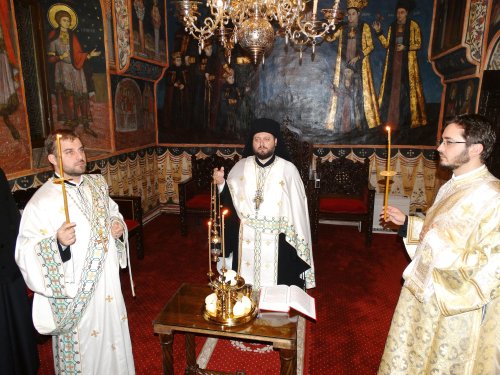 Hramul paraclisului istoric din Reşedinţa Patriarhală Poza 68913