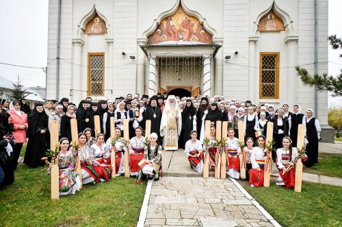 Bucurie pentru obștea Mănăstirii Pasărea Poza 67758