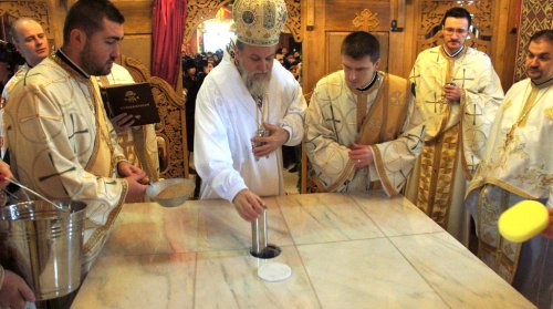 Un nou locaș de cult a fost sfințit în Călăraşi Poza 66896