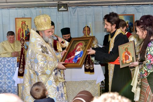 Liturghie și filantropie în Albele-Bacău Poza 66597