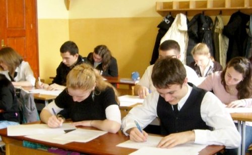 300 de elevi la olimpiada de religie, în judeţul Cluj Poza 66185