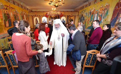 Patriarhul României a vizitat comunitatea românilor din Chambésy Poza 66203