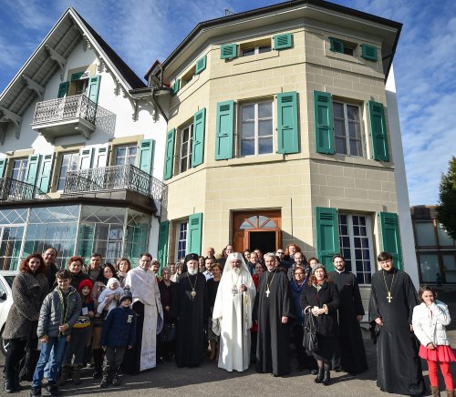 Patriarhul României a vizitat comunitatea românilor din Chambésy Poza 66206