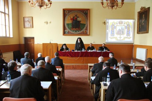 Şedinţe eparhiale la Sibiu, Cluj-Napoca şi Oradea Poza 66177