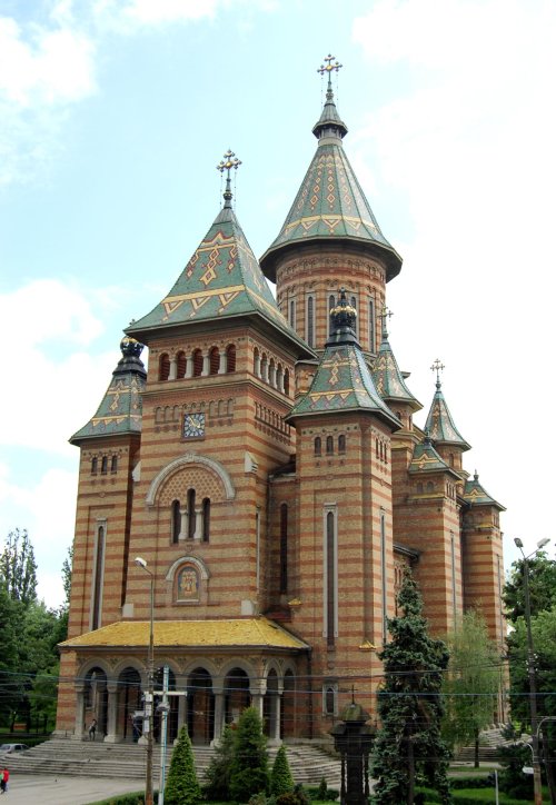 Mâine este hramul Catedralei Mitropolitane din Timișoara Poza 65962