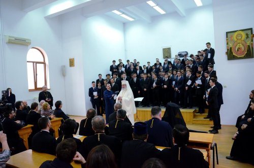 Hram luminos la Facultatea de Teologie din Bucureşti Poza 65843