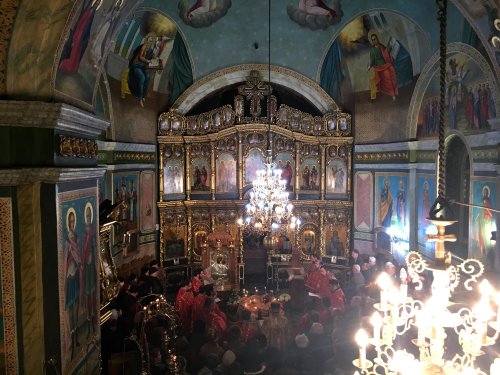 Sfântul Mucenic Haralambie, cinstit la Târgu Neamţ Poza 65225