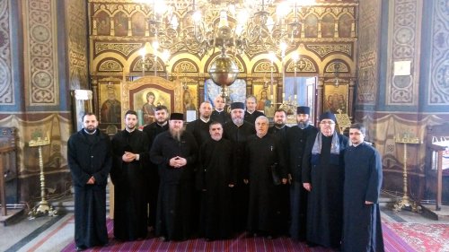 Întrunirea preoţilor din Cercul pastoral-misionar Brebu Poza 63942